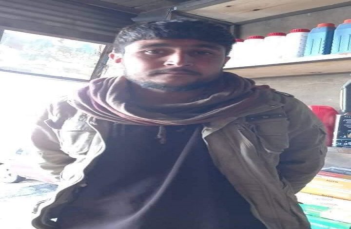 پولیس کابل یک مستری را که به موترهای دولتی ماین جابجا می‌کرد در سیاه سنگ حوزه ۸ شهر کابل بازداشت کرد.