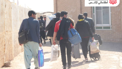 برگشت کنندگان ازایران  ایران آنان را با اسناد قانونی اقامت رد مرز کرده است